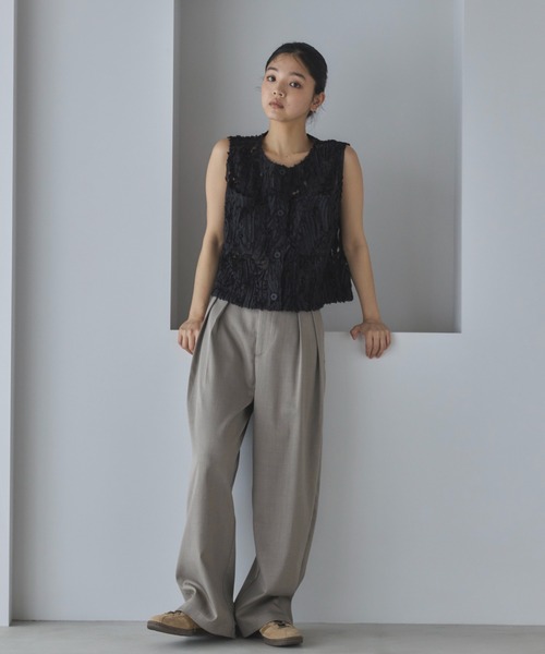 feepur(フェピュール)の「コードレースシアーベスト(ベスト・レディース・アイボリー/ブラック・MEDIUM)」の10枚目の写真