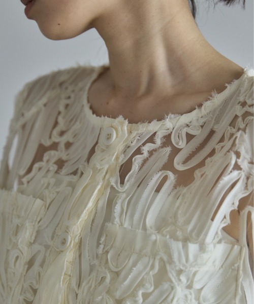 feepur(フェピュール)の「コードレースシアーベスト(ベスト・レディース・アイボリー/ブラック・MEDIUM)」の16枚目の写真