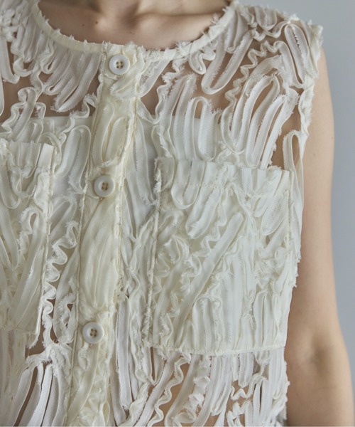 feepur(フェピュール)の「コードレースシアーベスト(ベスト・レディース・アイボリー/ブラック・MEDIUM)」の17枚目の写真