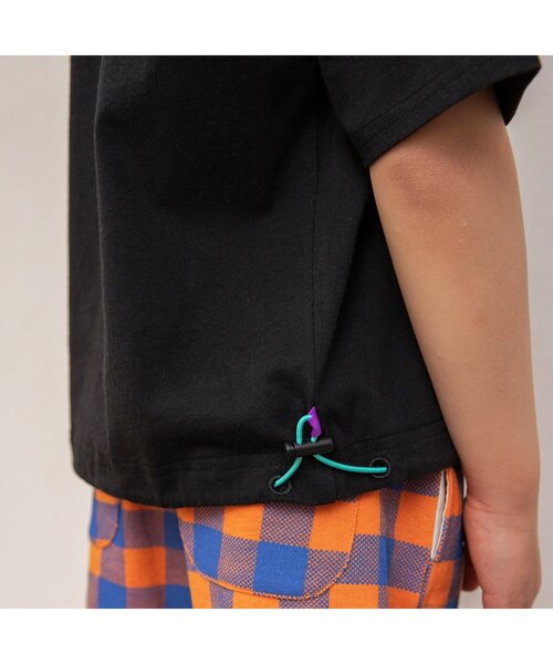 BREEZE（ブリーズ）の「【シルエットを自分好みに！】裾ドローコード半袖Tシャツ_ジュニア対応（Tシャツ/カットソー・キッズ・レッド/ブラック/オフホワイト・80/90/100/110/120/130/140）」の17枚目の写真