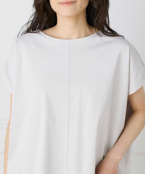 I.T.'S international(イッツインターナショナル)の「【接触冷感】ボックスシルエットプルオーバー(Tシャツ/カットソー・レディース・ベージュ/チャコールグレー/グレー/オフホワイト/イエロー・フリー)」の17枚目の写真
