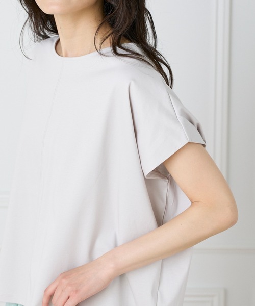 I.T.'S international(イッツインターナショナル)の「【接触冷感】ボックスシルエットプルオーバー(Tシャツ/カットソー・レディース・ベージュ/チャコールグレー/グレー/オフホワイト/イエロー・フリー)」の18枚目の写真