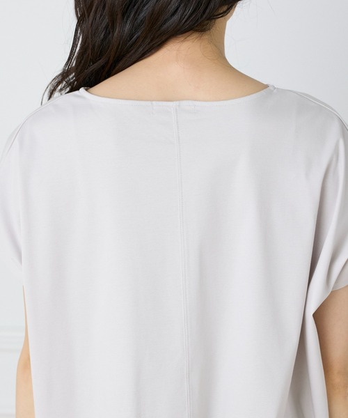 I.T.'S international(イッツインターナショナル)の「【接触冷感】ボックスシルエットプルオーバー(Tシャツ/カットソー・レディース・ベージュ/チャコールグレー/グレー/オフホワイト/イエロー・フリー)」の20枚目の写真