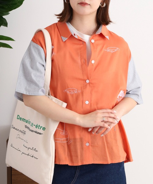 Emago(イマゴ)の「EMAGO 氷に浮かぶペンギン刺繍シャツ(シャツ/ブラウス・レディース・グレー/オレンジ/アイボリー・FREE)」の2枚目の写真