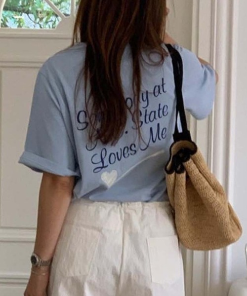 Doula Doula(ドゥーラドゥーラ)の「バックロゴプリントTシャツ(Tシャツ/カットソー・レディース・ホワイト/ブルー・FREE)」の1枚目の写真