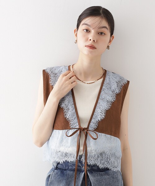 THE SHOP TK （ザ ショップ ティーケー ）の「レースフリルサテンベスト【洗える】（ベスト・レディース・ブラック系4/ブラウン系5・99）」の7枚目の写真