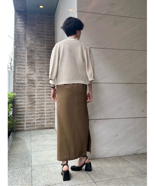 ESTNATION（エストネーション）の「ESTNATION / Iライン バックサイドスリット スカート（スカート・レディース・ブラック/カーキ・38/36）」の15枚目の写真