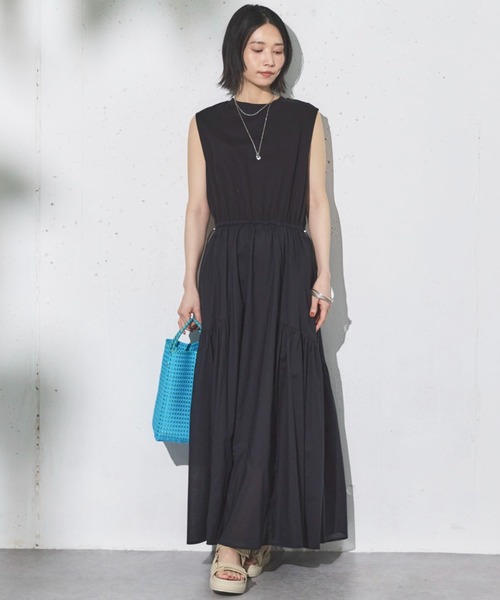 Doux archives（ドゥアルシーヴ）の「カットコンビギャザーワンピース（ワンピース・レディース・ダークブラウン/パープル/ブラック・38）」の17枚目の写真