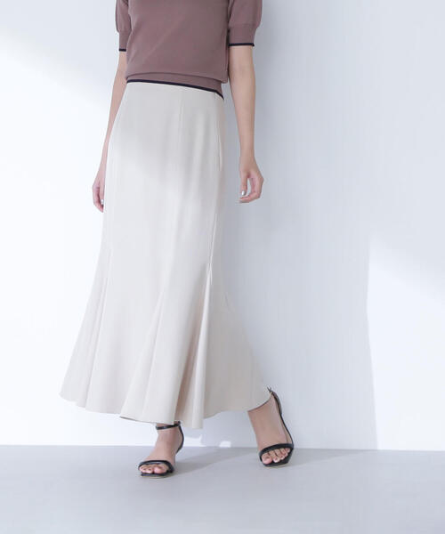 NATURAL BEAUTY BASIC（ナチュラルビューティーベーシック）の「◇ヘム切替マーメイドスカート（スカート・レディース・オフホワイト/ブラック/ダークブラウン/ブルー/ホワイト系その他2/ブラウン・SMALL/MEDIUM/P/S）」の2枚目の写真