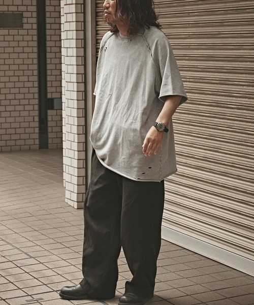 ALL RUNS(オールランズ)の「Crushed Raglan T-Shirt / クラッシュ加工 半袖 ラグランTシャツ(Tシャツ/カットソー・メンズ・ブラック/ダークグレー/ライトグレー/アイボリー・XL/M/L)」の19枚目の写真