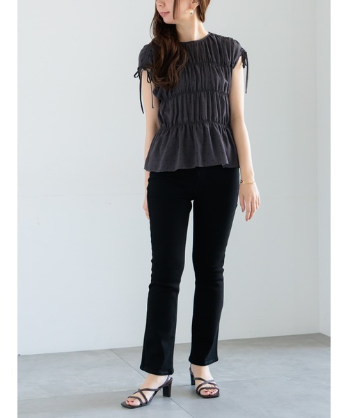 Te chichi（テチチ）の「美脚フレアデニムパンツ（デニムパンツ・レディース・ネイビー/ブラック・マルチサイズ）」の8枚目の写真