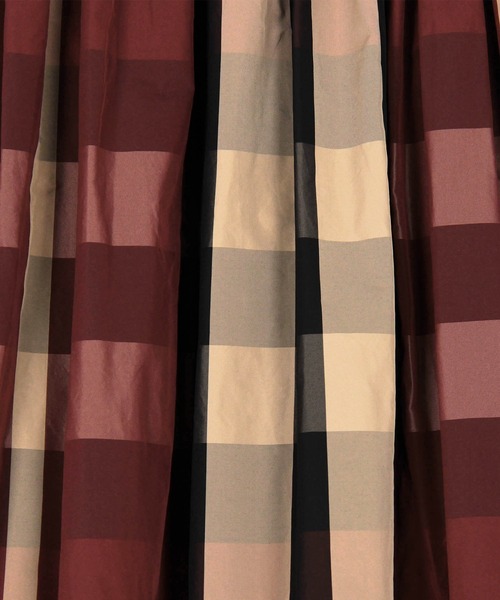 NICOLE white(ニコルホワイト)の「チェックスカート(スカート・レディース・オフホワイト/ブラック/レッド・FREE)」の16枚目の写真