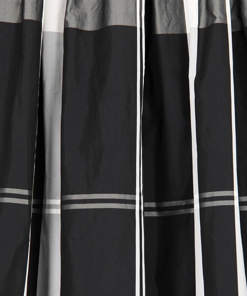 NICOLE white(ニコルホワイト)の「チェックスカート(スカート・レディース・オフホワイト/ブラック/レッド・FREE)」の18枚目の写真