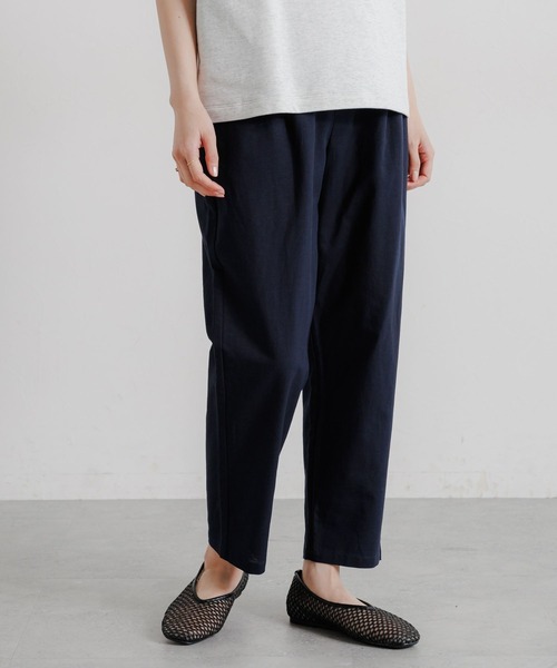 studio CLIP（スタディオクリップ）の「【撥水加工・接触冷感・速乾・UVカット】らくらくテーパードパンツ[プチ・プラス・トールサイズあり]（その他パンツ・レディース・ライトグレー/モカ/その他1/ネイビー/ブラック/カーキ・PF/MEDIUM/LARGE/SMALL/X-LARGE/XX-LARGE/TF/XXX-LARGE）」の8枚目の写真