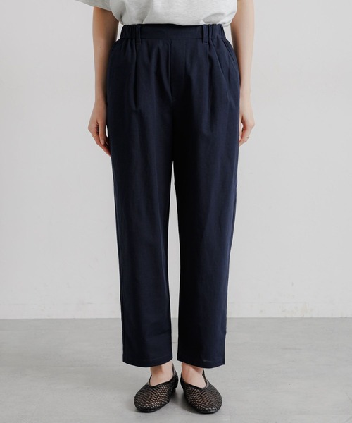 studio CLIP（スタディオクリップ）の「【撥水加工・接触冷感・速乾・UVカット】らくらくテーパードパンツ[プチ・プラス・トールサイズあり]（その他パンツ・レディース・ライトグレー/モカ/その他1/ネイビー/ブラック/カーキ・PF/MEDIUM/LARGE/SMALL/X-LARGE/XX-LARGE/TF/XXX-LARGE）」の10枚目の写真