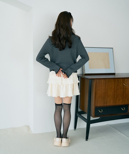 earth music&ecology（アースミュージックアンドエコロジー）の「【WEB限定/ショート丈/ゆったり】バイカラートリムニットカーディガン（ニット/セーター・レディース・チャコールグレー/アイボリー/ブラック・FREE）」の14枚目の写真