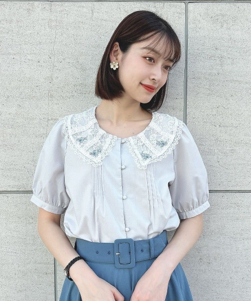 F i.n.t（フィント）の「ローズ刺繍チュールレース衿ブラウス（シャツ/ブラウス・レディース・オフホワイト/ブルーグレー・FREE）」の20枚目の写真