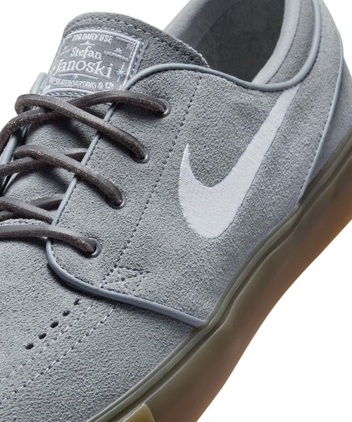 SB グレー NIKE SB（ナイキエスビー）の「ユニセックス ナイキ ステファンジャノ