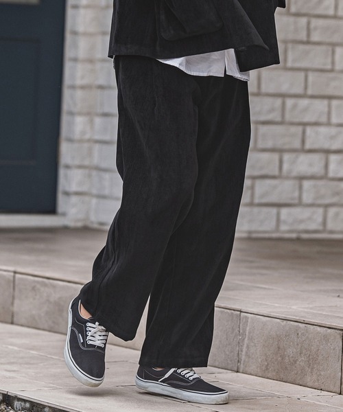 CAMBIO(カンビオ)の「mp13927-chenille Fabric Two Tuck Pants ツータックパンツ(その他パンツ・メンズ・ブラック/ブラウン/グレー・M/L)」の2枚目の写真
