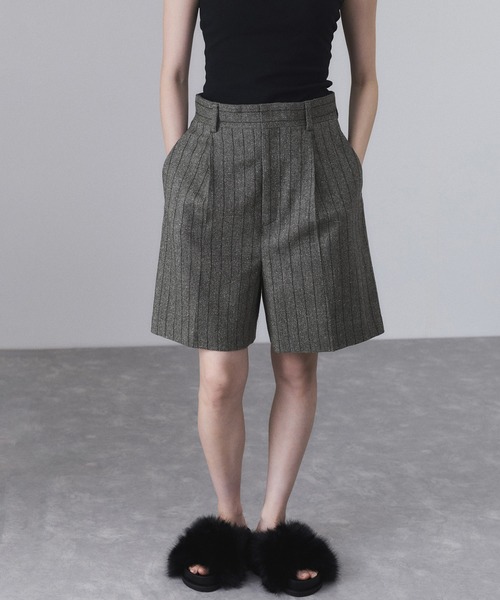 ADAM ET ROPE'(アダムエロペ)の「ツイード&チェックショートパンツ(その他パンツ・レディース・ブラウン/グレー・36/38)」の1枚目の写真