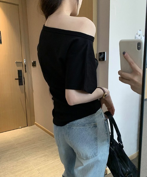 Per sist ence(パーシエンス)の「オフショル半袖Tシャツ(Tシャツ/カットソー・レディース・グレー/ネイビー/ブラック/ホワイト・LARGE/MEDIUM)」の16枚目の写真