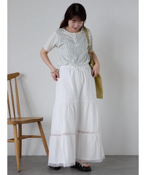 ehka sopo（エヘカソポ）の「小花柄ヘンリーネックカットソー（Tシャツ/カットソー・レディース・パープル/イエロー/ブルー/ピンク・F）」の7枚目の写真