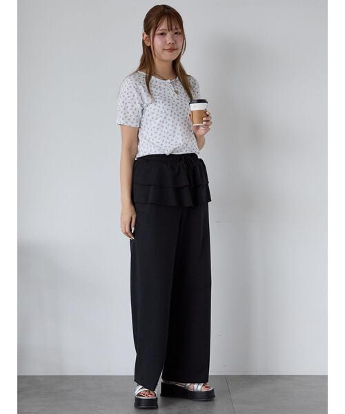 ehka sopo（エヘカソポ）の「小花柄ヘンリーネックカットソー（Tシャツ/カットソー・レディース・パープル/イエロー/ブルー/ピンク・F）」の15枚目の写真