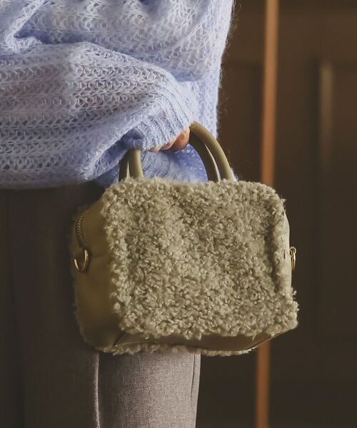 le.coeur blanc（ルクールブラン）の「ボアコンビ2WAYミニボストン（ボストンバッグ・レディース・オリーブ/ブラック・FREE）」の4枚目の写真