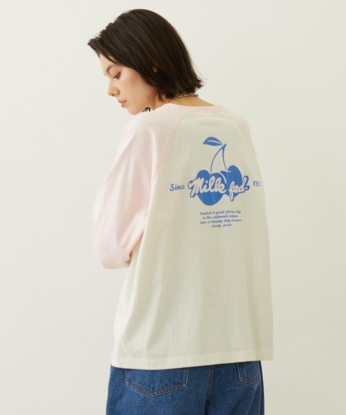MILKFED.(ミルクフェド)の「CHERRY FLOCK PRINT B/B TEE(Tシャツ/カットソー・レディース・オフホワイト/オートミール/チャコール・M/L)」の2枚目の写真