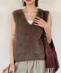 Teem Store（チームストア）の「Vネックシャギーファーベスト（ベスト）」