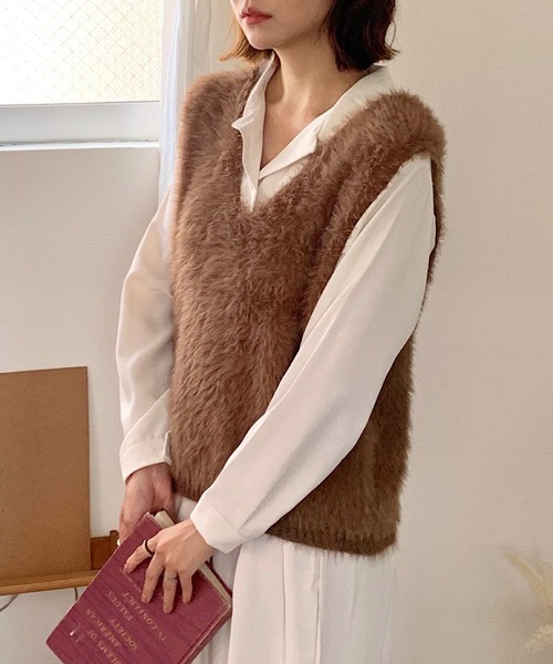 セール】【25年秋冬新作】Vネックシャギーファーベスト(ベスト セール】【25年秋冬新作】Vネックシャギーファーベスト(ベスト