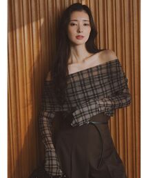 予約商品】Tシャツ/カットソー（オフショルダー）ファッション