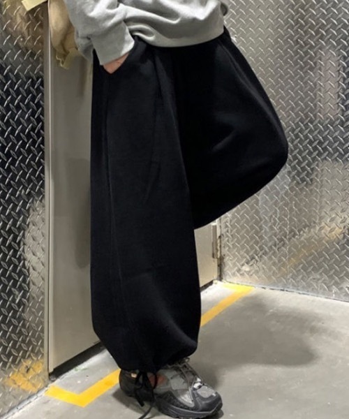 SHEPP(シープ)の「ドローコード ルーズシルエットスウェットパンツ(スウェットパンツ・メンズ・グレー/ブラック・L/M)」の18枚目の写真