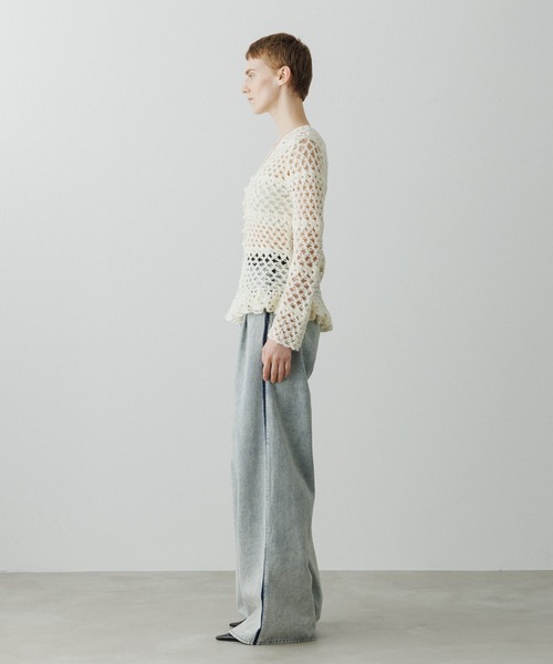 ADAM ET ROPE'(アダムエロペ)の「【EMOELLE】クロシェカーディガン(カーディガン/ボレロ・レディース・グレー/キナリ・FREE)」の4枚目の写真