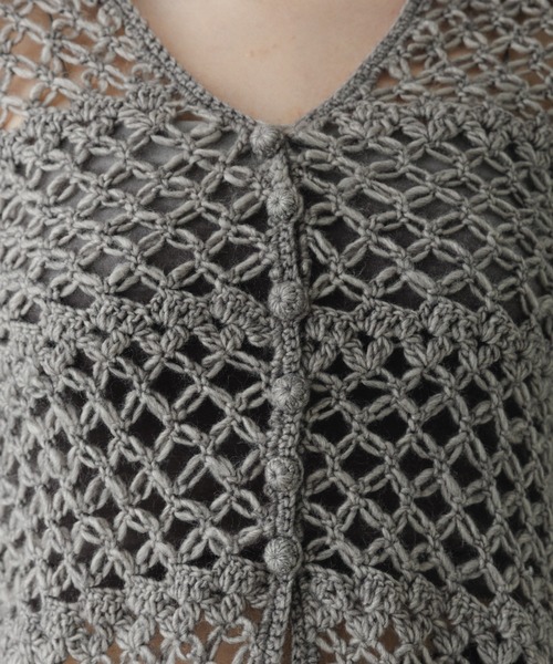 ADAM ET ROPE'(アダムエロペ)の「【EMOELLE】クロシェカーディガン(カーディガン/ボレロ・レディース・グレー/キナリ・FREE)」の14枚目の写真