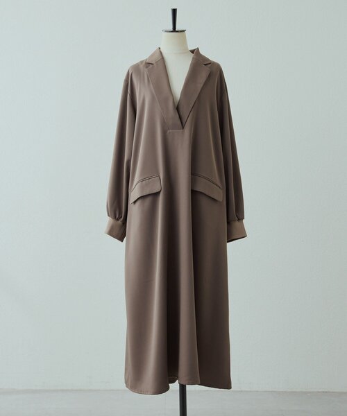 ear PAPILLONNER（イアパピヨネ）の「Vネックワンピース【SUM1 STYLE(スミスタイル)】（ワンピース・レディース・ブラック/モカ/ライトグレー/ネイビー・FREE）」の10枚目の写真