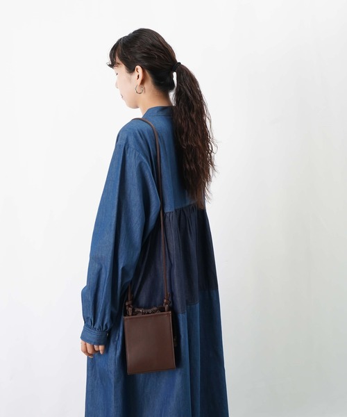 LUCA/LADY LUCK LUCA(ルカ/レディラックルカ)の「LC/LLL デニム配色ボリュームワンピース(ワンピース・レディース・ブルー/ブラック・MEDIUM/SMALL)」の5枚目の写真