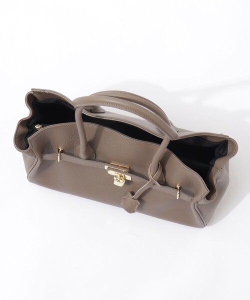 NOLLEY’S（ノーリーズ）の「ひねりベルトレザートートバッグ（トートバッグ・レディース・ブラック/ベージュ・FREE）」の11枚目の写真