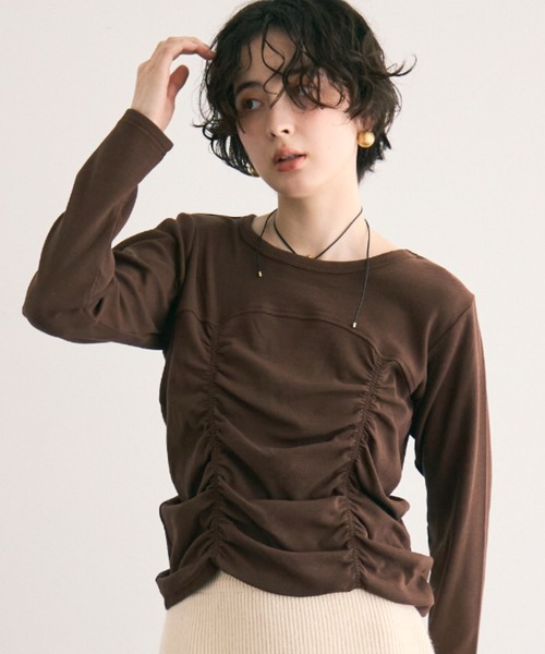 Trish（トリッシュ）の「テレコシャーリングプルオーバー（Tシャツ/カットソー・レディース・アイボリー/ブラウン・MEDIUM）」の2枚目の写真