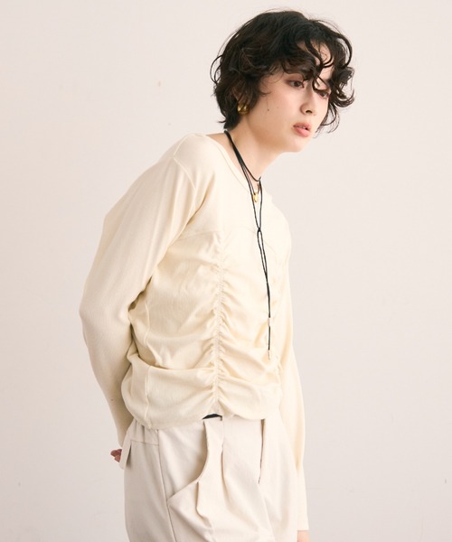Trish（トリッシュ）の「テレコシャーリングプルオーバー（Tシャツ/カットソー・レディース・アイボリー/ブラウン・MEDIUM）」の9枚目の写真