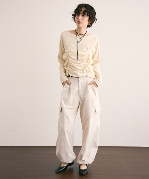 Trish（トリッシュ）の「テレコシャーリングプルオーバー（Tシャツ/カットソー・レディース・アイボリー/ブラウン・MEDIUM）」の13枚目の写真