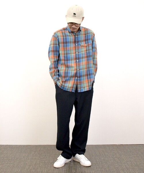 J.PRESS YORK STREET(ジェイプレスヨークストリート)の「【UNISEX】フランネルボタンダウン シャツ(シャツ/ブラウス・メンズ・オレンジ系3/レッド系3・LARGE/MEDIUM/SMALL)」の4枚目の写真