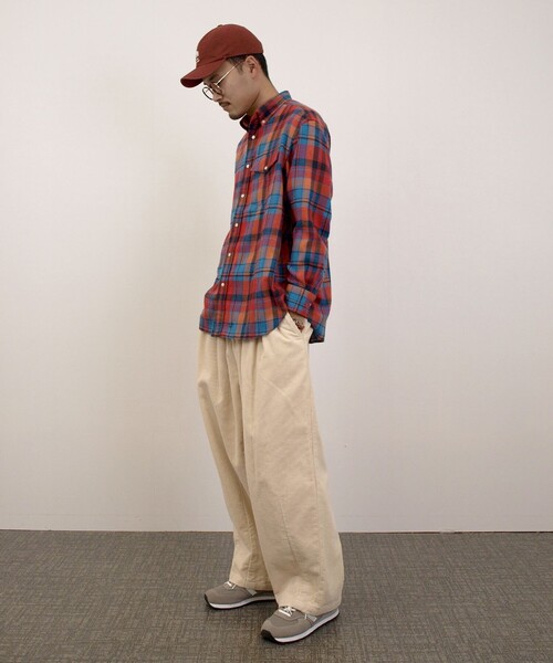 J.PRESS YORK STREET(ジェイプレスヨークストリート)の「【UNISEX】フランネルボタンダウン シャツ(シャツ/ブラウス・メンズ・オレンジ系3/レッド系3・LARGE/MEDIUM/SMALL)」の21枚目の写真