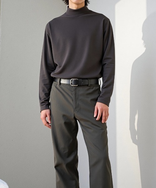 BENUSTA(ベヌスタ)の「A'GEM/9 × .kom 『BENUSTA /ベヌスタ』Mock Neck Basic Long Sleeve Tee /モックネックベーシックロングスリーブカットソー(Tシャツ/カットソー・メンズ・チャコールグレー/ブラック/ホワイト・M)」の7枚目の写真