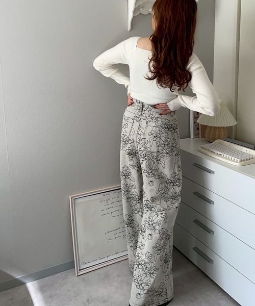 merrylatte（メリーラテ）の「フラワージャガードワイドデニム【NOUA】（デニムパンツ・レディース・ホワイト/ブラック・S/M）」の12枚目の写真