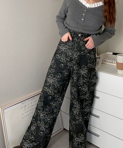 merrylatte（メリーラテ）の「フラワージャガードワイドデニム【NOUA】（デニムパンツ・レディース・ホワイト/ブラック・S/M）」の20枚目の写真