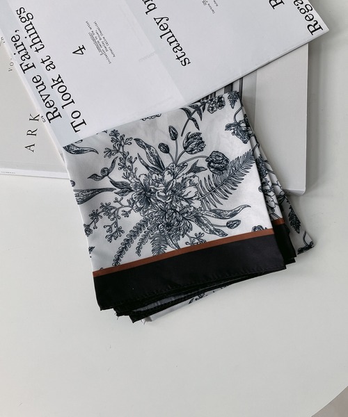 AS KNOW AS plus(アズノゥアズプラス)の「ヴィンテージ風スカーフ 70×70(バンダナ/スカーフ・レディース・E/D/C/B/A・FREE)」の4枚目の写真