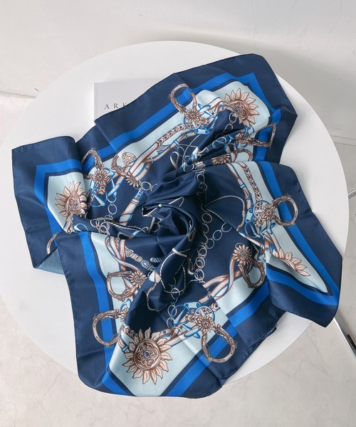 AS KNOW AS plus(アズノゥアズプラス)の「ヴィンテージ風スカーフ 70×70(バンダナ/スカーフ・レディース・E/D/C/B/A・FREE)」の13枚目の写真