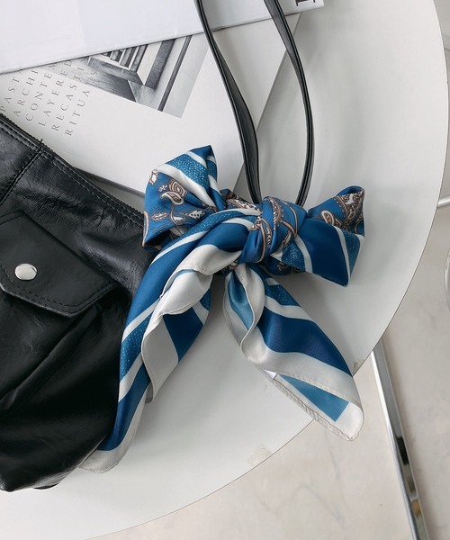 AS KNOW AS plus(アズノゥアズプラス)の「ヴィンテージ風スカーフ 70×70(バンダナ/スカーフ・レディース・E/D/C/B/A・FREE)」の18枚目の写真