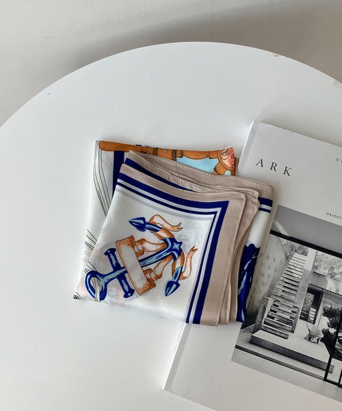 AS KNOW AS plus(アズノゥアズプラス)の「ヴィンテージ風スカーフ 70×70(バンダナ/スカーフ・レディース・E/D/C/B/A・FREE)」の20枚目の写真